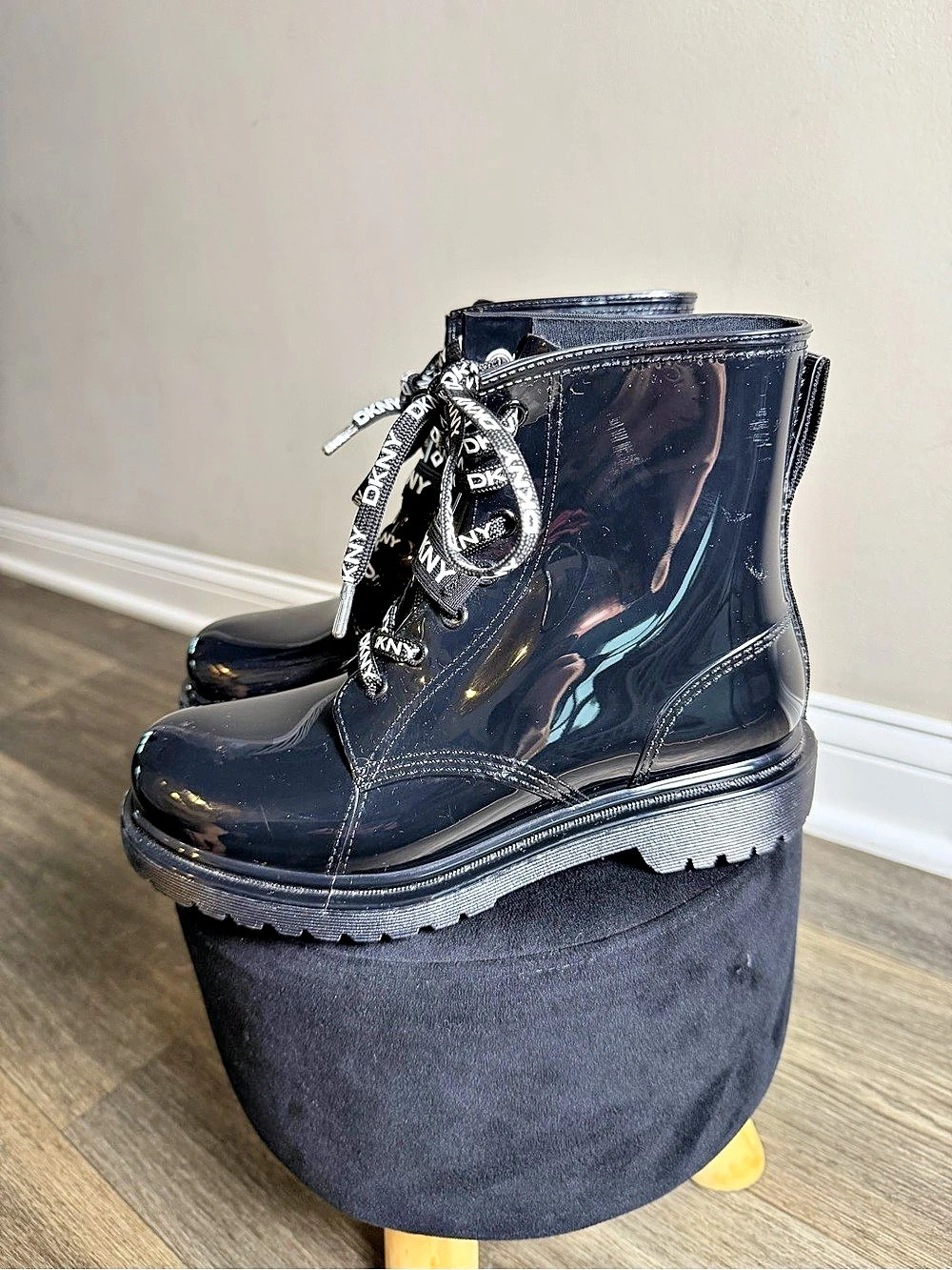 DKNY Rain Lace-Up Boot Black US 8